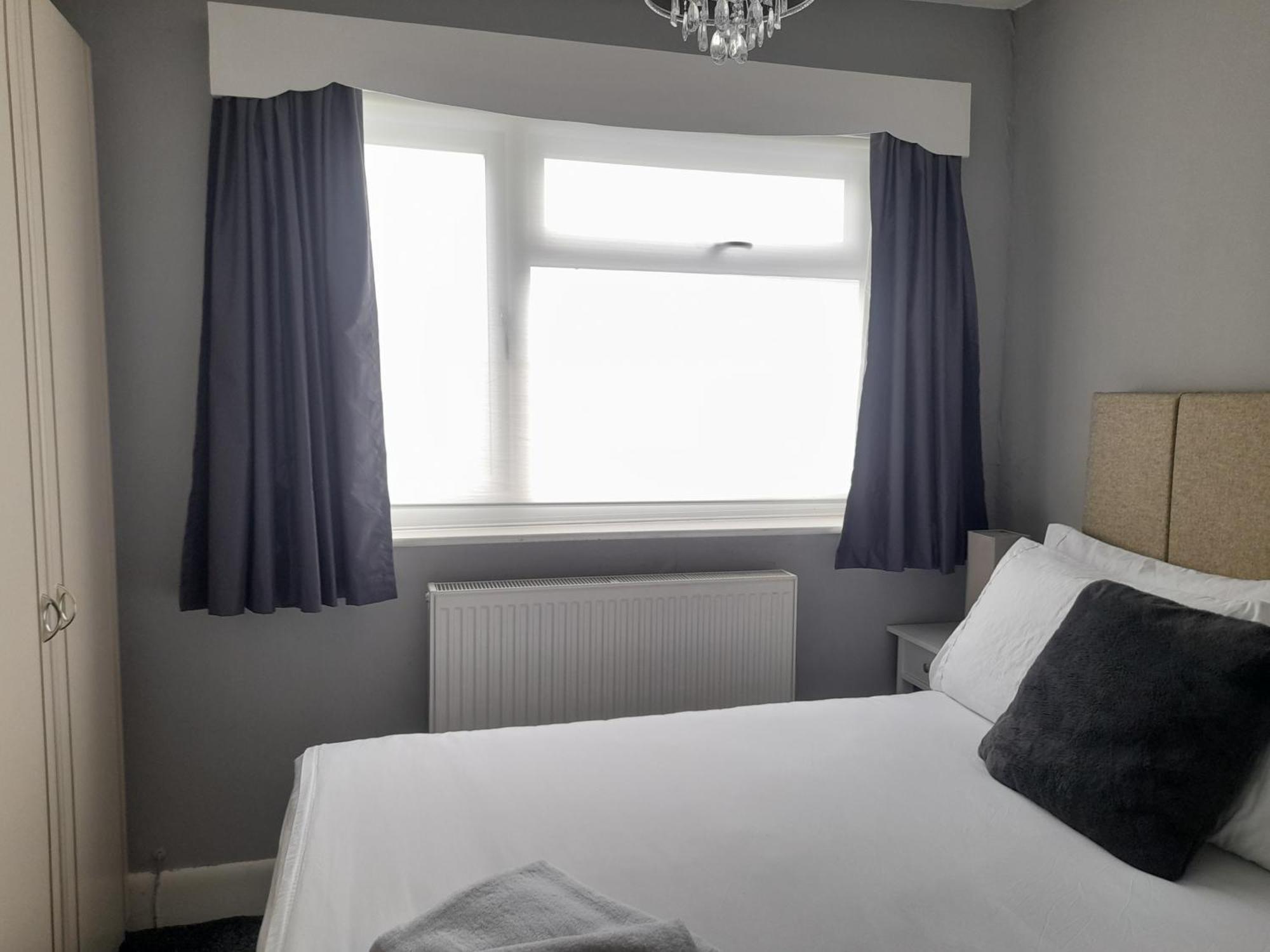 Bright 4-Bed House 15 Min To Manchester Centre 빌라 외부 사진