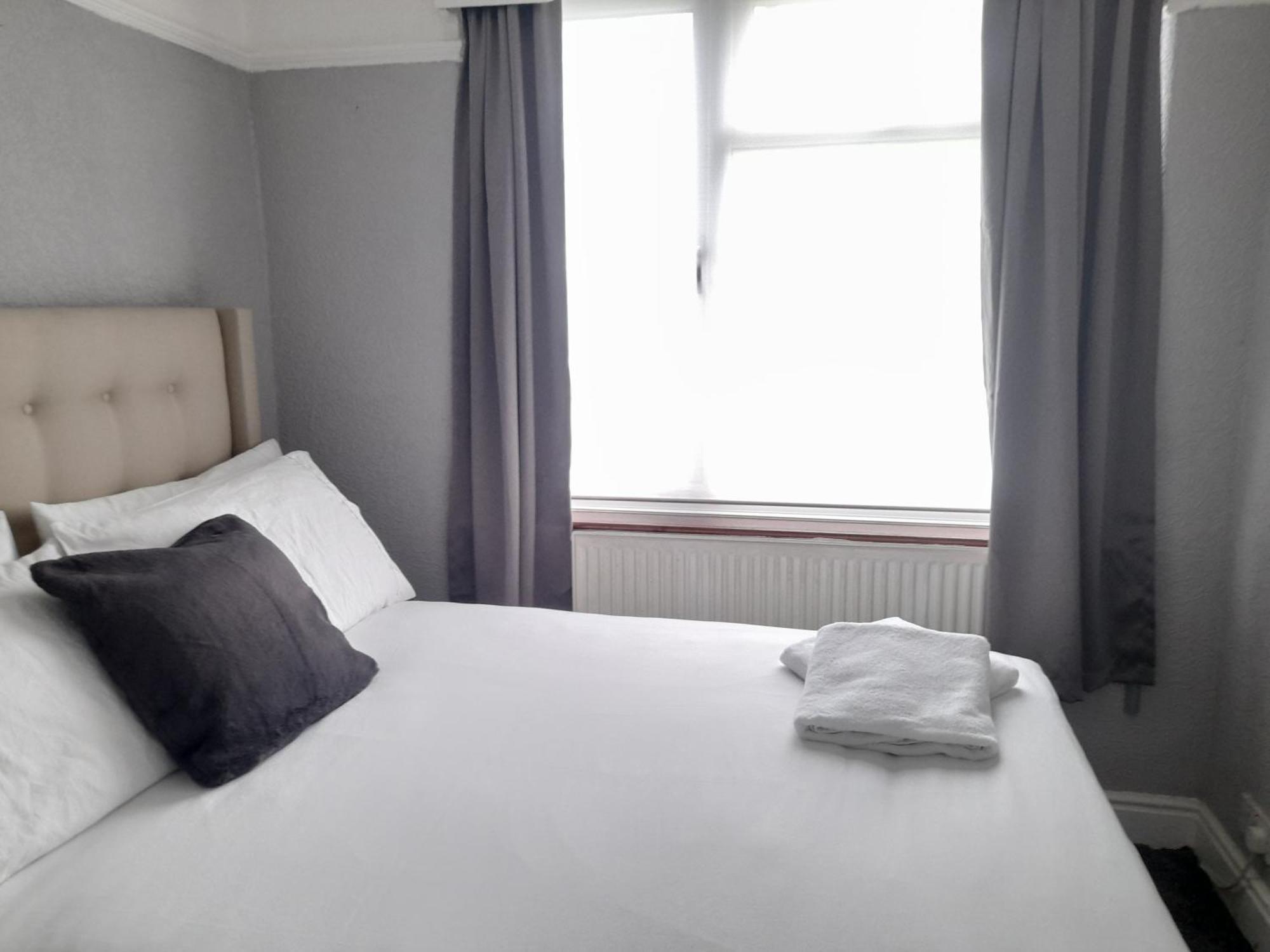 Bright 4-Bed House 15 Min To Manchester Centre 빌라 외부 사진