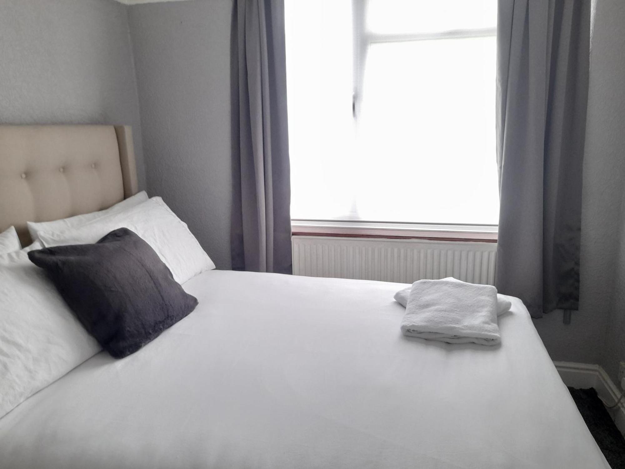 Bright 4-Bed House 15 Min To Manchester Centre 빌라 외부 사진