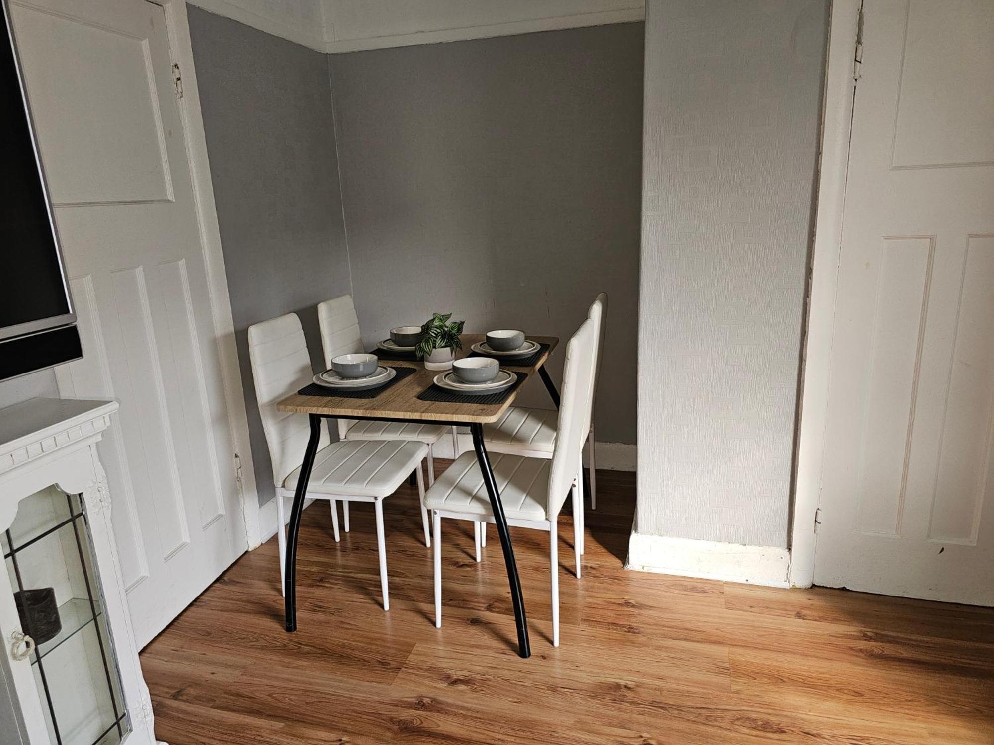 Bright 4-Bed House 15 Min To Manchester Centre 빌라 외부 사진